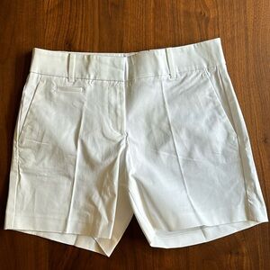 NWT Ann Taylor Metro Short